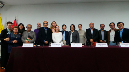 Autores, editora, panel en la presentación del libro Diversidad Religiosa en el Perú.